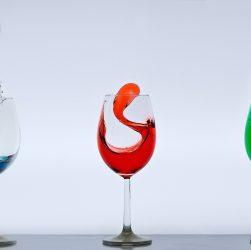 Wine glasses, glass, splash — Atomic Wallet: Download and Unlock Your Crypto Potential