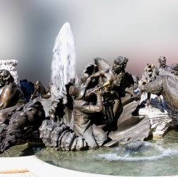 Marriage carousel, nuremberg, fountain — Atomic Wallet: The Ideal App for Seamless Crypto Management