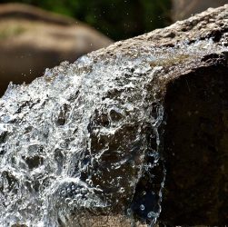 Water, flow, wet — How Bscscan Revolutionizes Crypto Tracking and Analysis