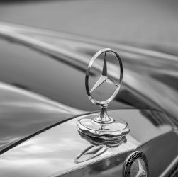 Mercedes star, trademarks, automobile — How Bscscan Revolutionizes Crypto Trading in 2023